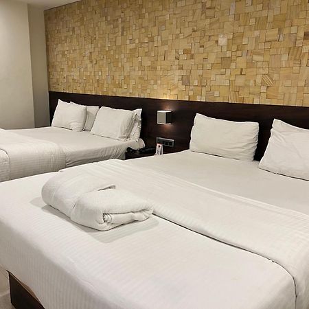Diviyum Manor Hotel Port Blair Exterior photo