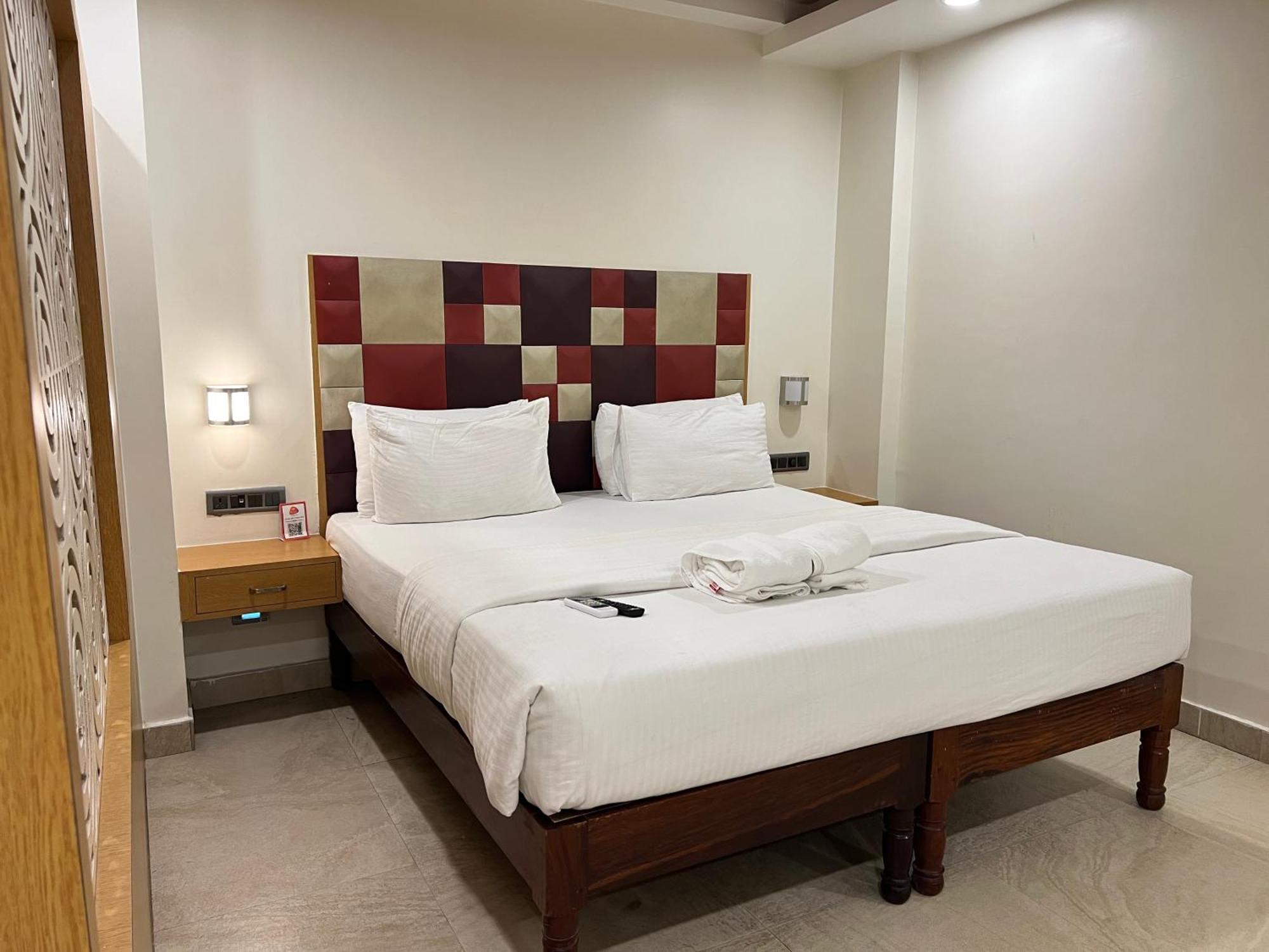Diviyum Manor Hotel Port Blair Exterior photo