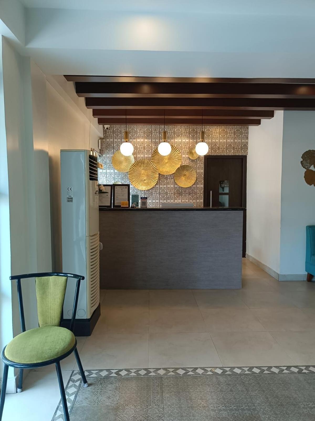 Diviyum Manor Hotel Port Blair Exterior photo